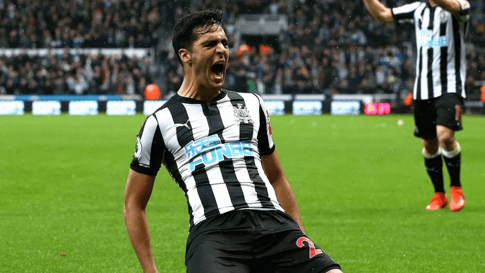 5 Pemain Yang Pernah Membela Newcastle United Dan Arsenal