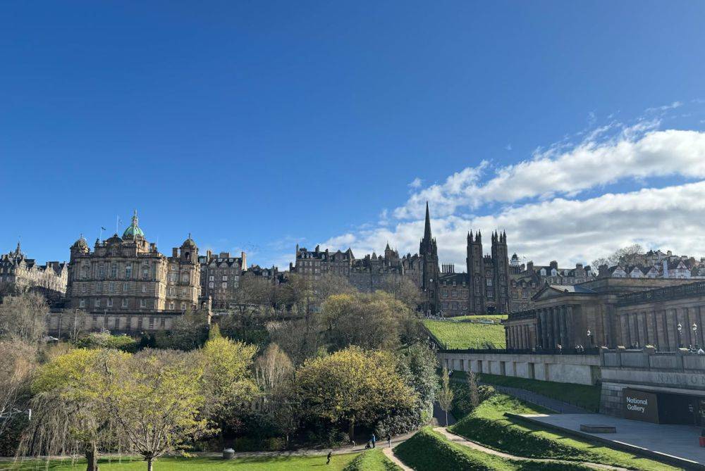 5 Alasan Wajib Liburan ke Edinburgh Sekali Seumur Hidup, Memikat!