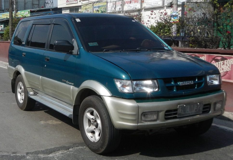 Mengenal Crumple Zone di Mobil, Biar Penyok Asal Aman