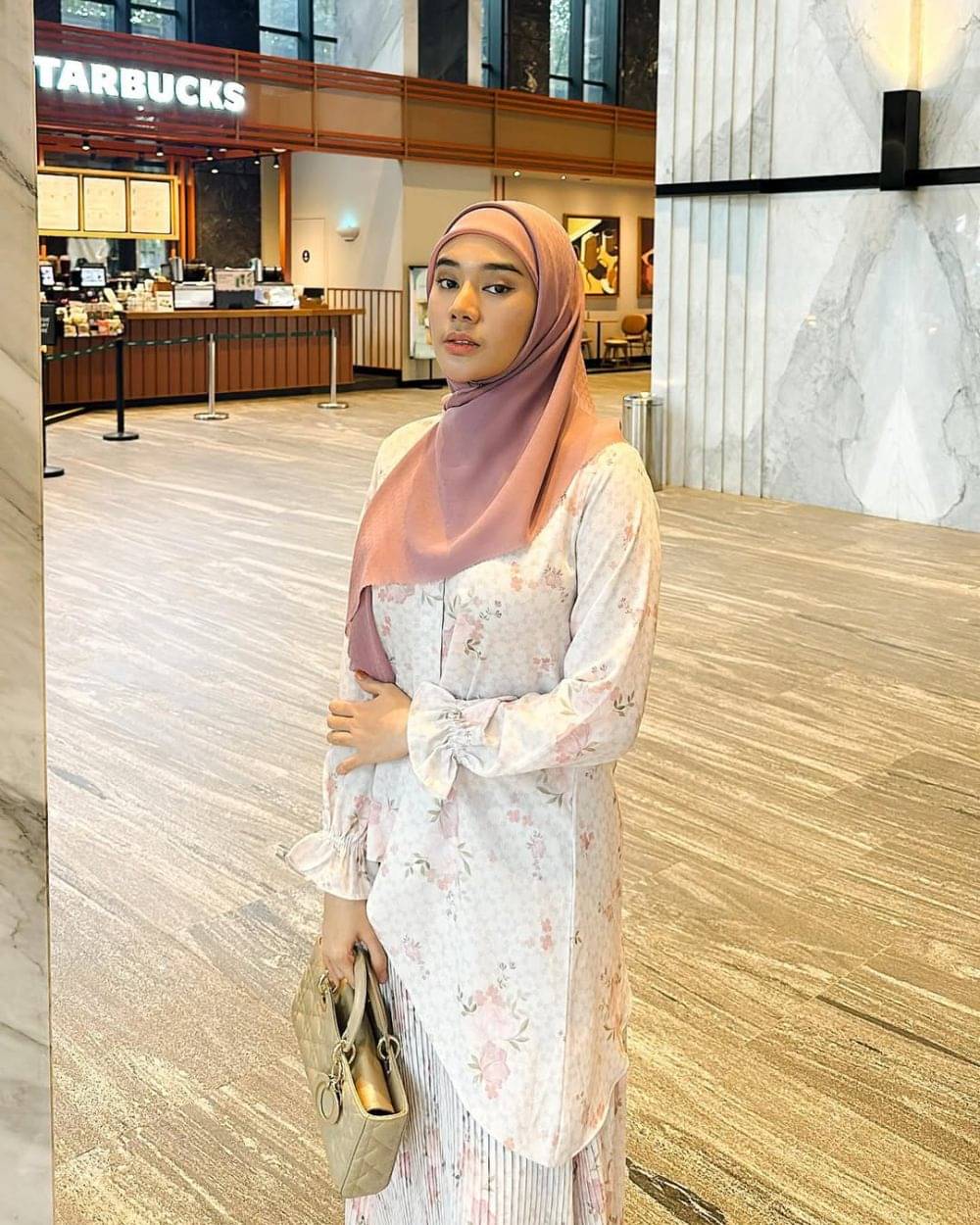 Inspirasi Ootd Ala Clara Shinta Anggun Banget