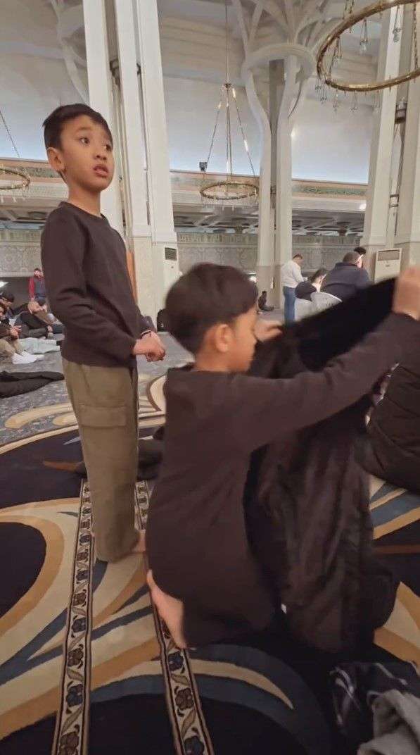 Hanung Bramantyo performs Friday prayers at the rome mosque