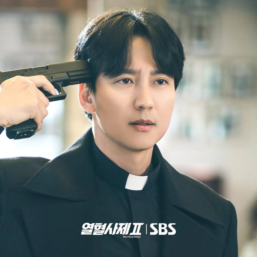 Aksi Penyelamatan Park Kyung Sun di The Fiery Priest 2, Heroik!