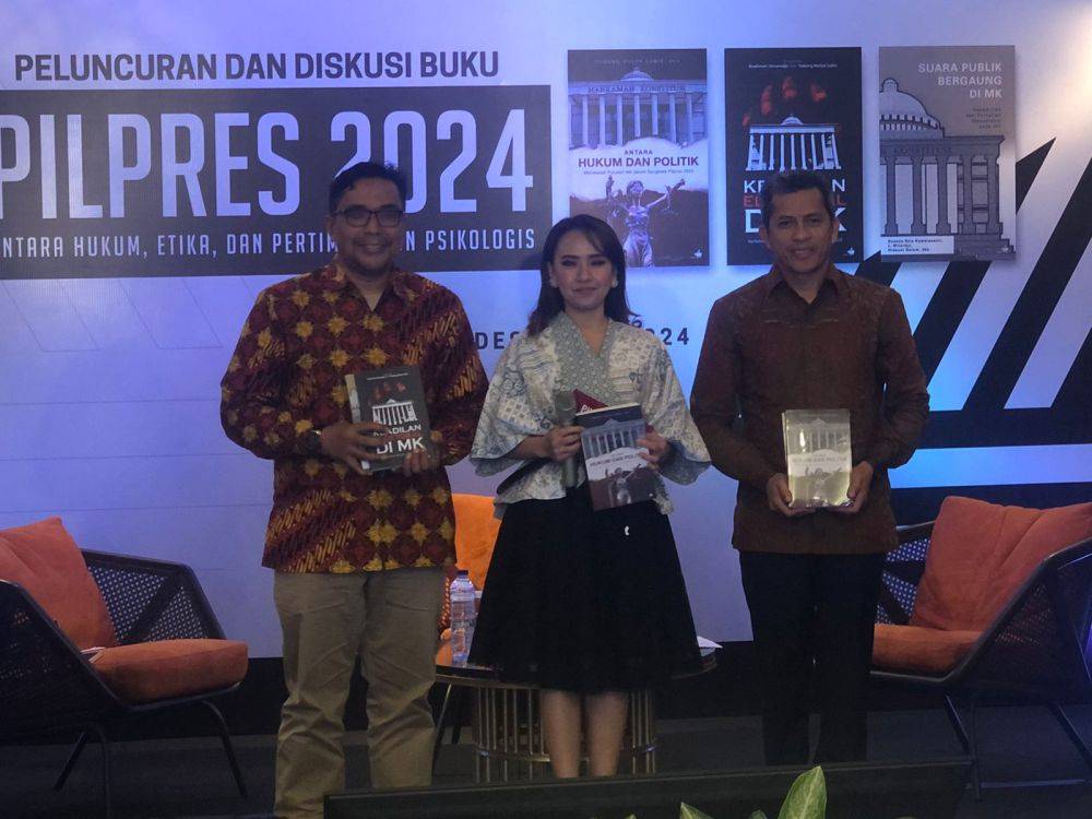 Todung Mulya Lubis Luncurkan Tiga Buku Soroti Pilpres 2024