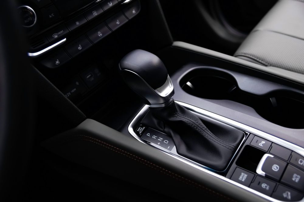Kenapa Mobil FWD Tidak Kuat Nanjak? Ini Penyebabnya