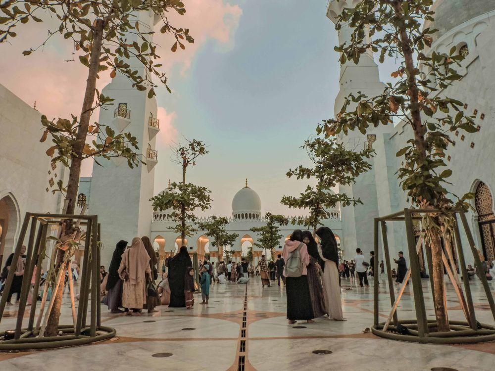 10 Wisata Religi di Solo dari Masjid hingga Makam Keramat