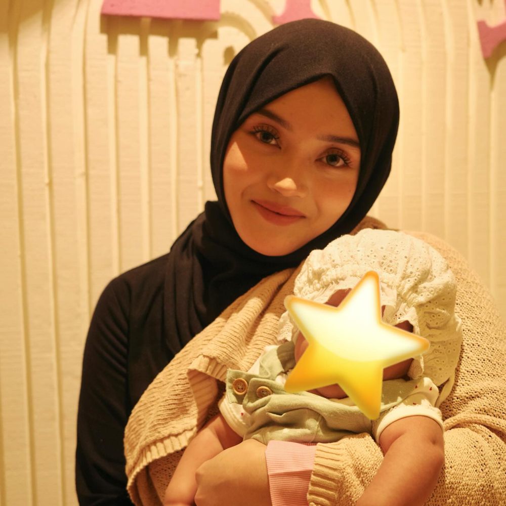 7 Potret Ultah Ke-24 Putri Delina, Dapat Kejutan dari Keluarga
