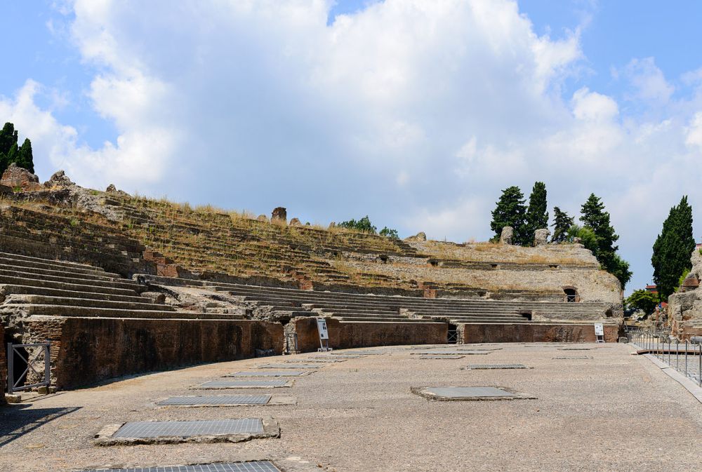 5 Amfiteater di Italia yang Harus Dikunjungi selain Colosseum Roma