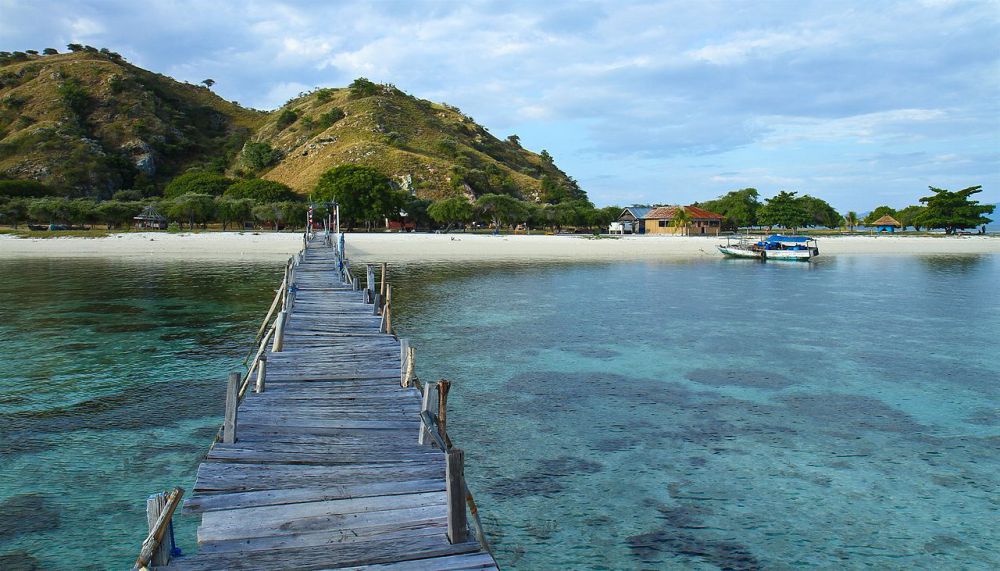 Perbedaan Pulau Kenawa dan Pulau Kanawa, Sudah Tahu?