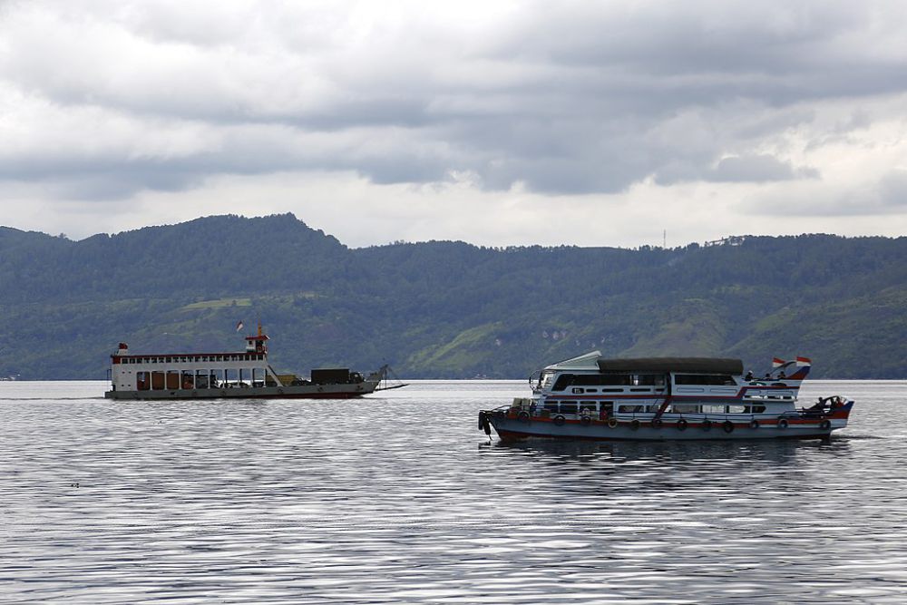 Berapa Harga Naik Kapal ke Pulau Samosir?