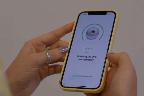 Segudang Fakta World App, Menukar Scan Retina Mata demi Uang