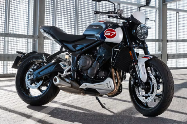 Triumph Trident 660 Triple Tribute: Menggabungkan Gaya Klasik dengan Teknologi Modern