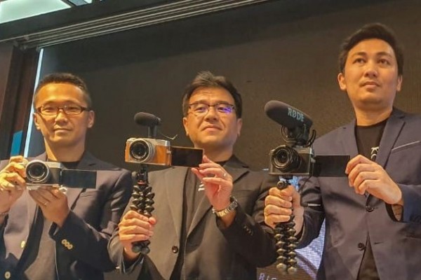 Fujifilm Perkenalkan Smart Mirrorless Terbarunya, Fujifilm X-A7!