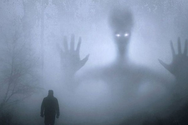 5 Jawaban Ilmiah Kenapa Manusia Melihat Penampakan Hantu