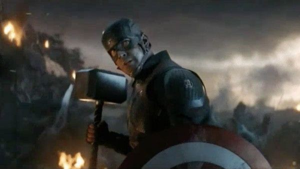 Apakah Captain America yang Menggunakan Petir Thor Termasuk Plot Hole?