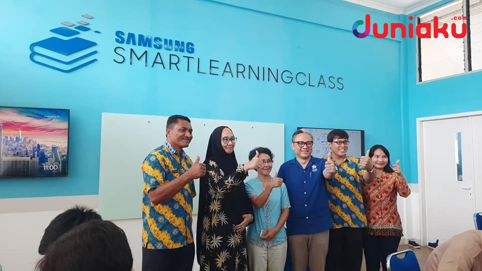 Keren! Samsung Bangun Smart Learning Class Level SMA di Bangka!