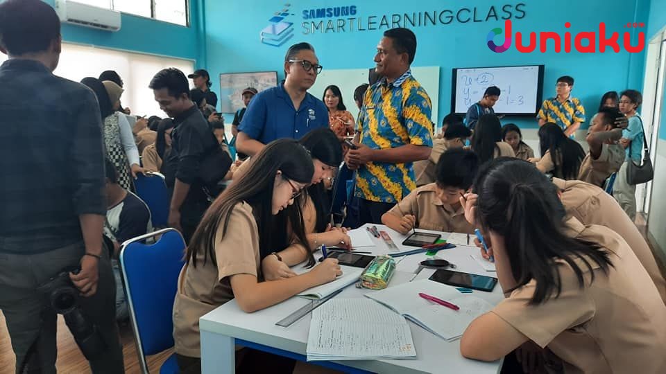 Keren! Samsung Bangun Smart Learning Class Level SMA di Bangka!