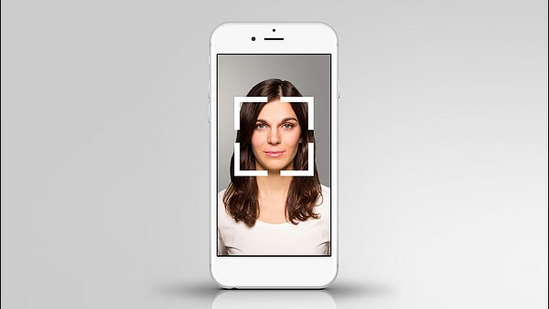 smartphone scan wajah
