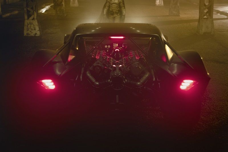 the batman batmobile tampak belakang.jpg