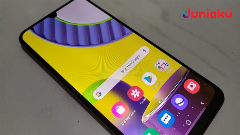 Baterainya Beneran Kuat? Ini Review Samsung Galaxy M31!