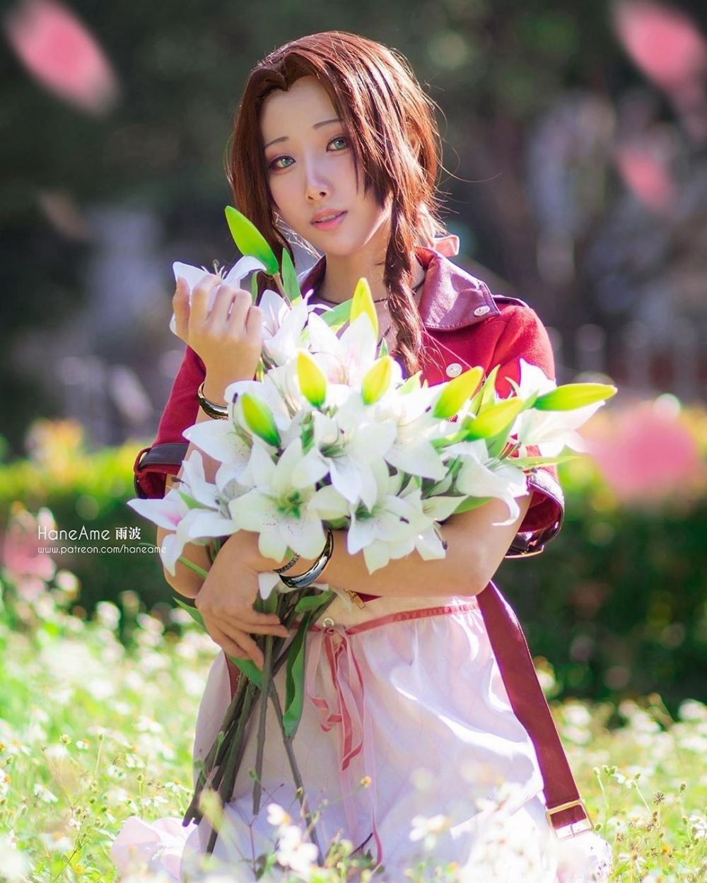 10 Potret HaneAme, Cosplayer Aerith Gainsborough Keren dari Taiwan!