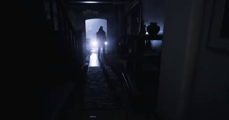 TEORI: Kenapa Chris Menembak Mia di Trailer Resident Evil 8?