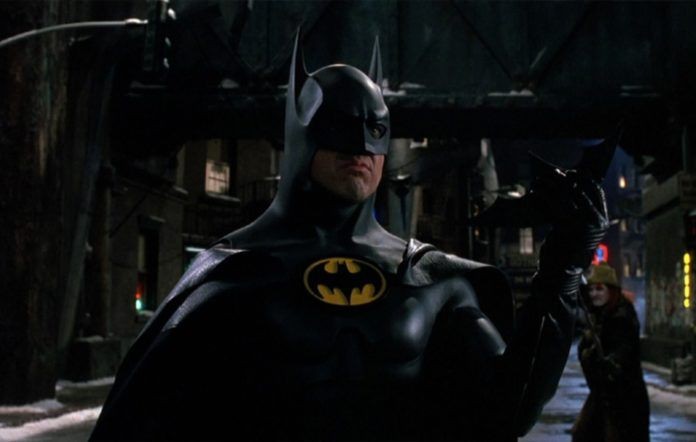 Michael Keaton dalam Pembicaraan untuk Jadi Batman di Film The Flash!