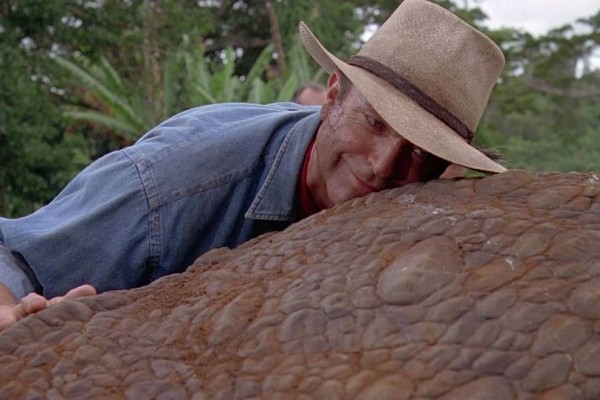Aktor Dr. Alan Grant Siap Kembali Beraksi Lagi di Jurassic World 3!