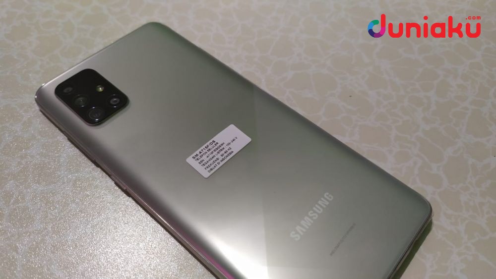 Review Samsung Galaxy A71 Silver: Ada Fitur Baru yang Lebih Menarik!