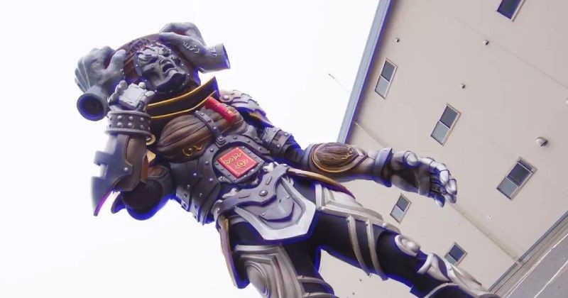 golem megiddo kamen rider saber.jpg