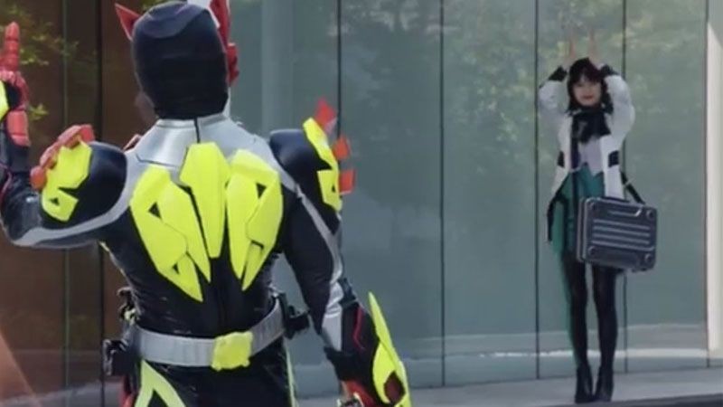 10 Potret Izu, Robot Sekretaris Andalan dari Kamen Rider Zero-One!