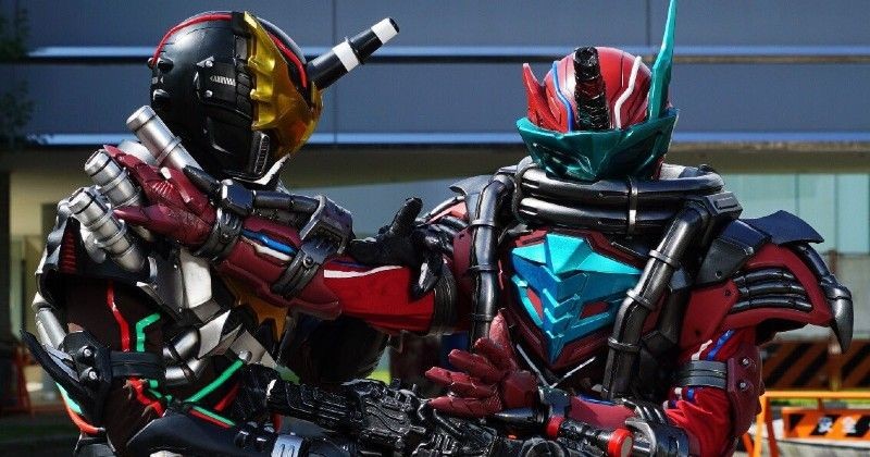 Rekor Form Terbanyak? Ini Dia 10 Fakta Kamen Rider Build!