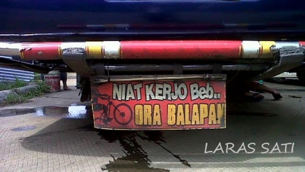 potret belakang bus - 06.jpg