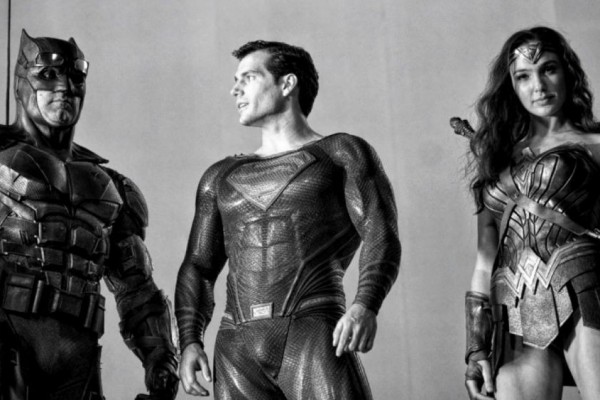 Warner Bross Tidak Tertarik dengan Justice League 2 Zack Snyder!