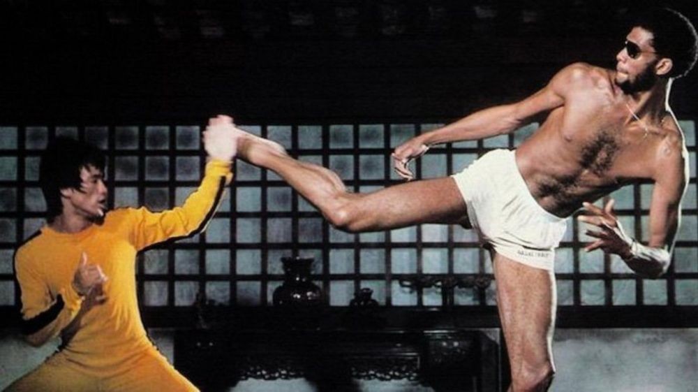 10 Fakta Bruce Lee Sang Legenda Aktor Film Bela Diri!