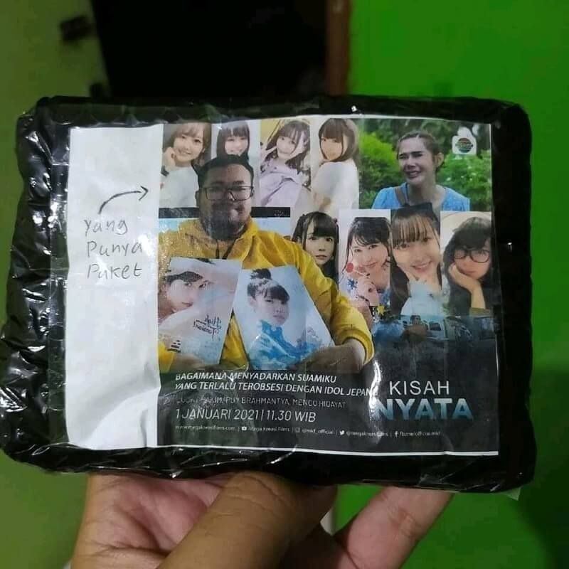 Jadi Gagal Fokus! Ini 10 Catatan di Paket Kiriman yang Bikin Ngakak!