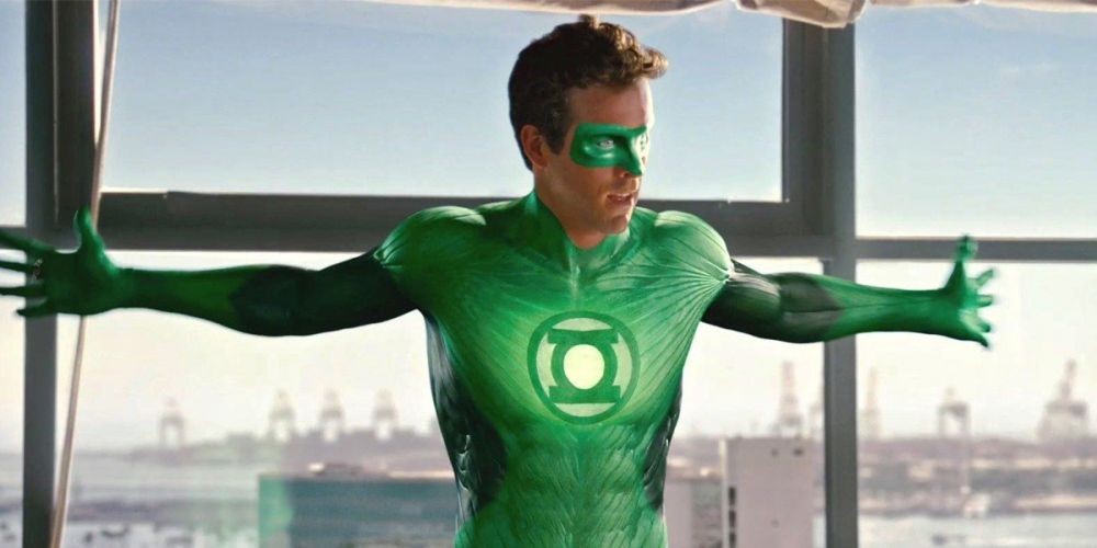 Akhirnya Ryan Reynolds Menonton Film Green Lantern!