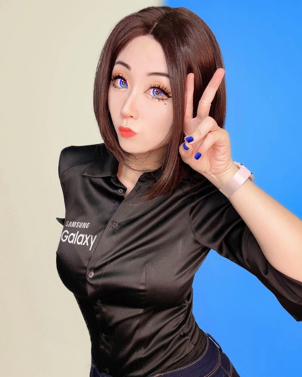 Mirip! Ini Cosplay Virtual Assistant Sam Versi Larissa Rochefort!