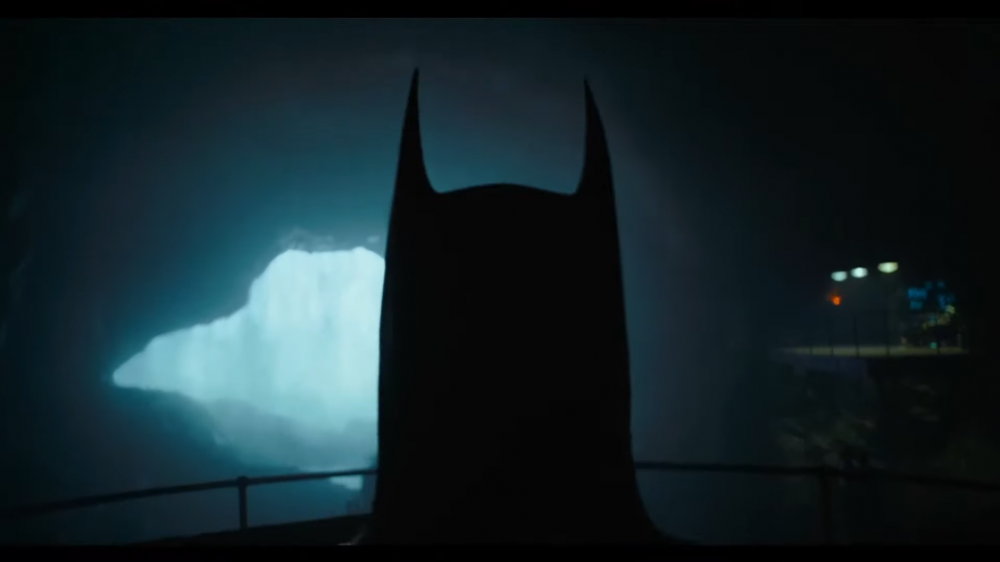 Teaser Trailer The Flash Diungkap! Ada Penampakan Batman!