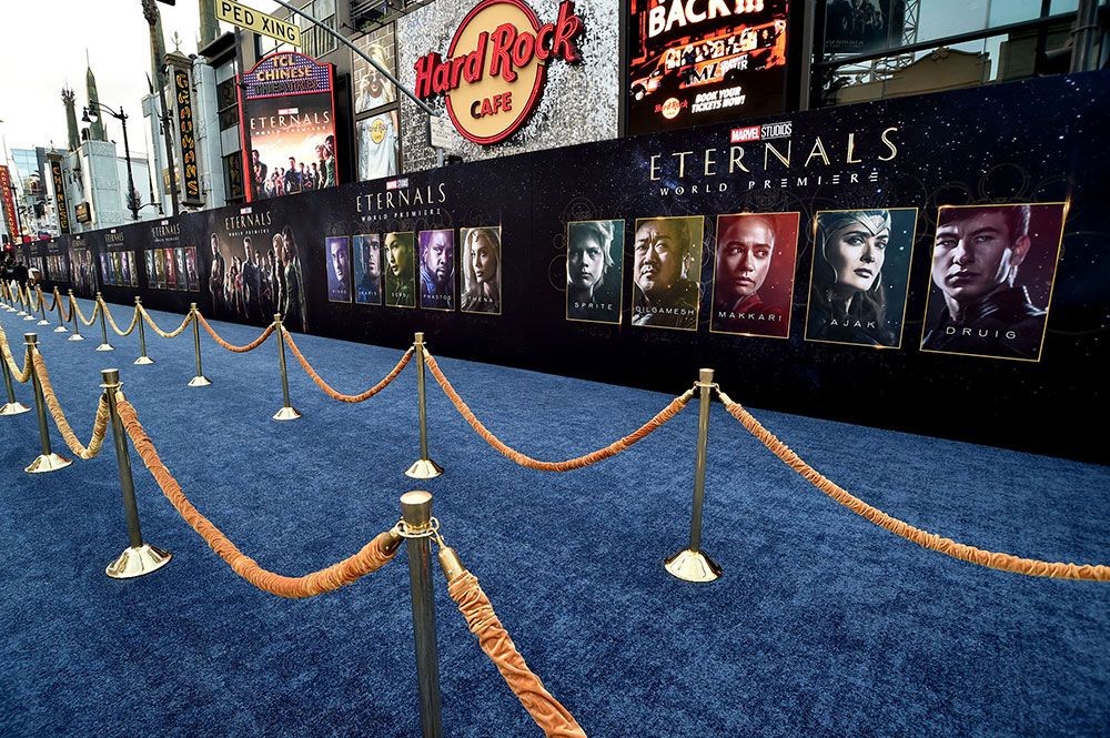 Raline Shah Hadiri World Premiere 'Eternals' di Hollywood