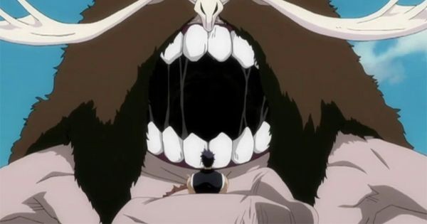 8 Momen Kesialan Shuhei Hisagi di Serial Bleach! Sejak Kecil Sial?