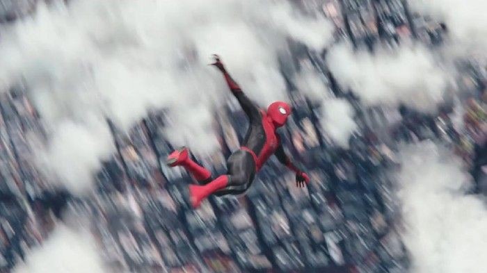 Spoiler: 6 Hal Membingungkan di Film Spider-Man: No Way Home