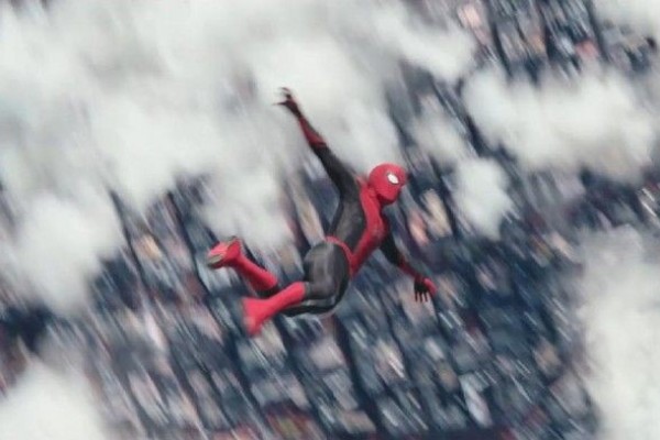 Spoiler: 6 Hal Membingungkan di Film Spider-Man: No Way Home