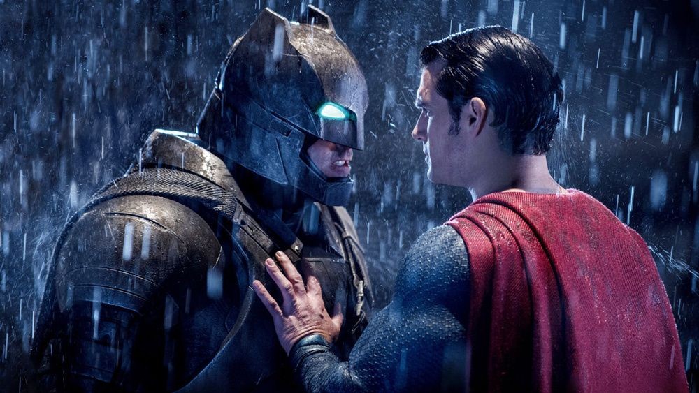 Kenapa Batman dan Superman Bertarung di BvS? Ini Penyebabnya