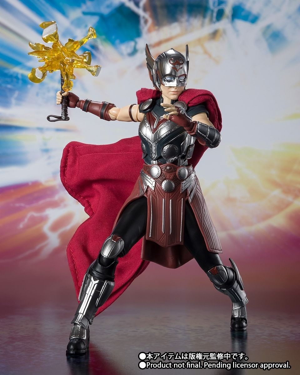 Foto SHF Mighty Thor versi Thor: Love and Thunder. (tamashii.jp)