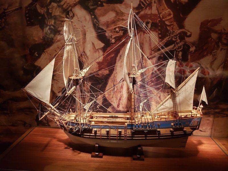 Ilustrasi kapal Queen Anne's Revenge