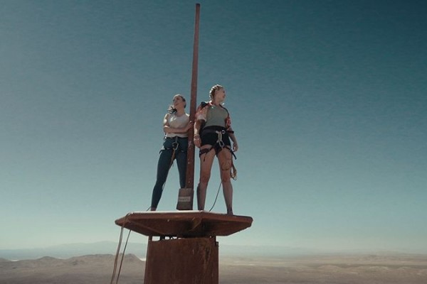 Review Fall, Film Pemicu Akrofobia dan Vertigo