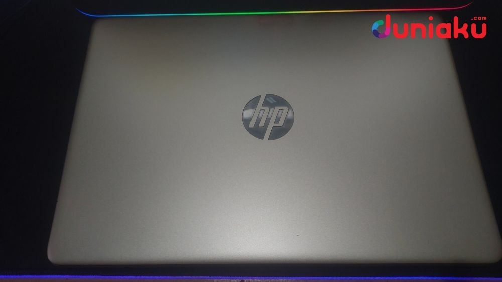Review HP 14s dengan AMD Ryzen 7 5700U, Laptop Santai Tapi Kuat!