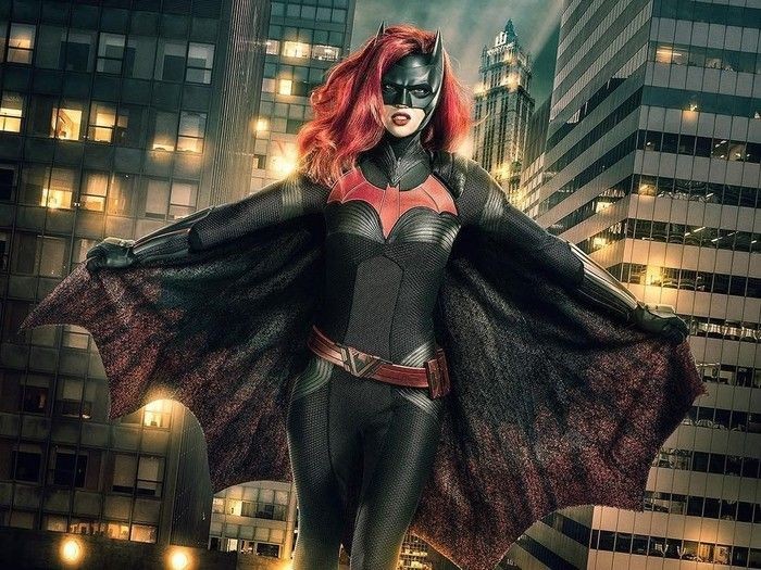5 Fakta Batwoman, Sepupu Batman Pejuang Gotham City