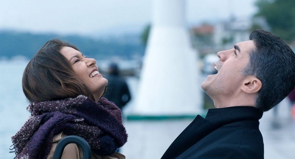 7 Film Turki Romantis Terbaik yang Cocok Buat Nobar