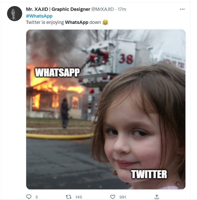 Reaksi warganet saat Twitter down. (twitter.com/MrXAJID)